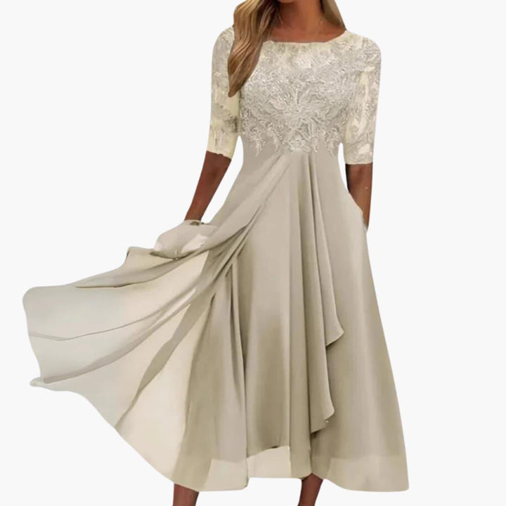 Abendkleid mit Spitzenoberteil für Damen – elegant & fließend