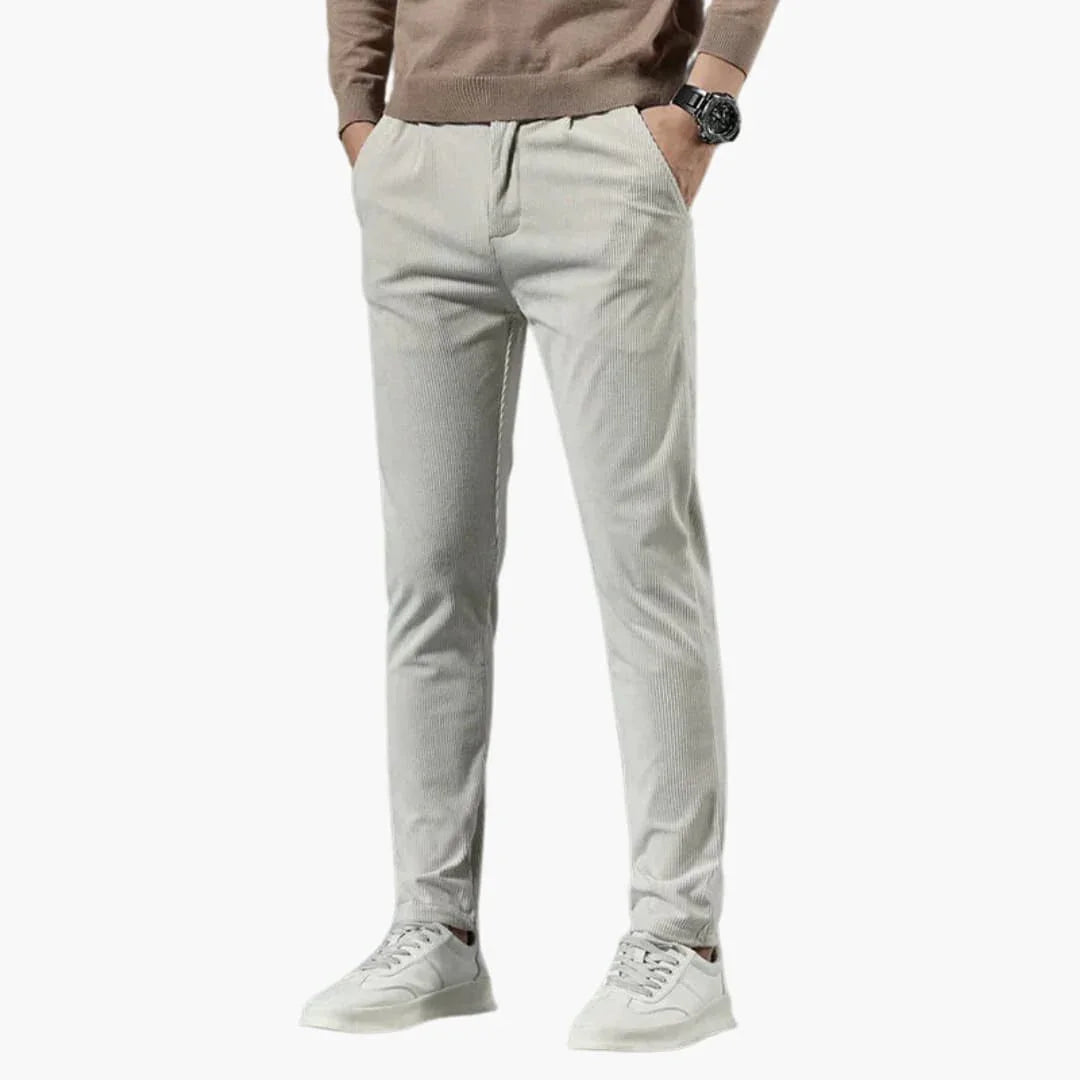 Schmale Cordhose für Herren