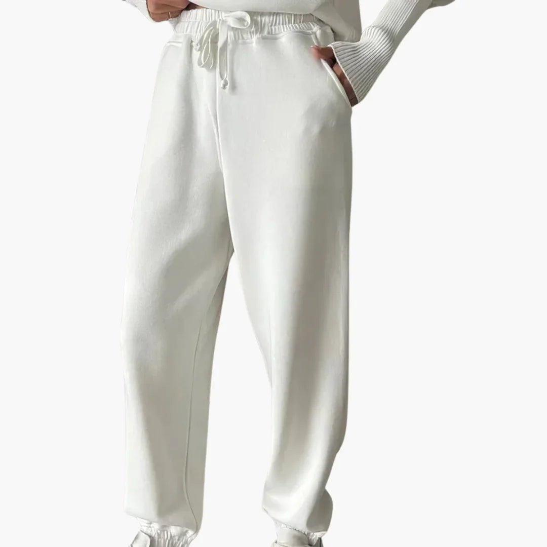 Minimalistisches Set mit Hose für Damen