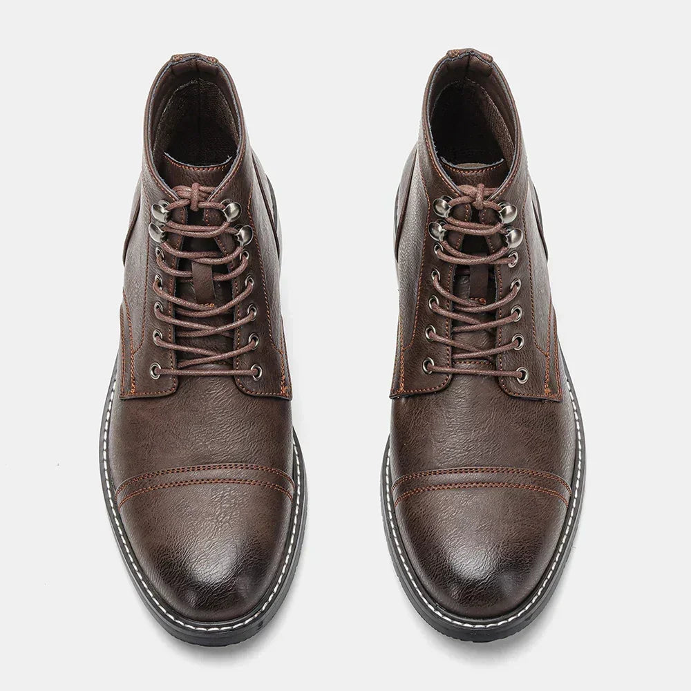 Schnürstiefel mit Profilsohle für Herren