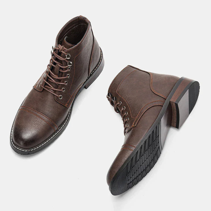Schnürstiefel mit Profilsohle für Herren
