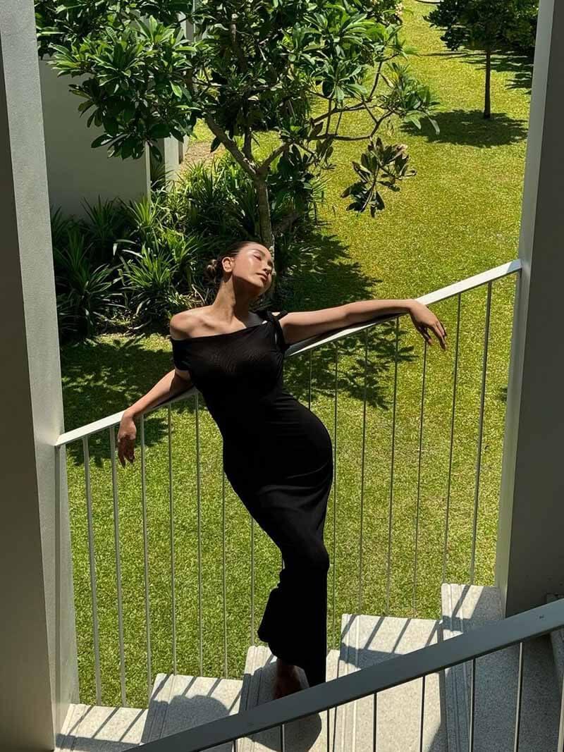 Asymmetrisches Maxikleid für Damen